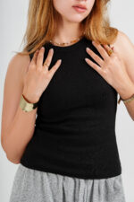 crew neck sleeveless top - Image 2