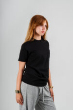 Black t-shirt - Image 2